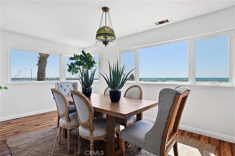 Beachfront 3 Bedroom 3 Bath In Seal Beal, Ca House in Seal Beach