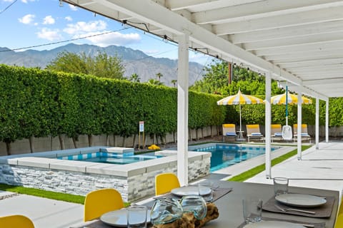 Hot Tub, Swimming pool