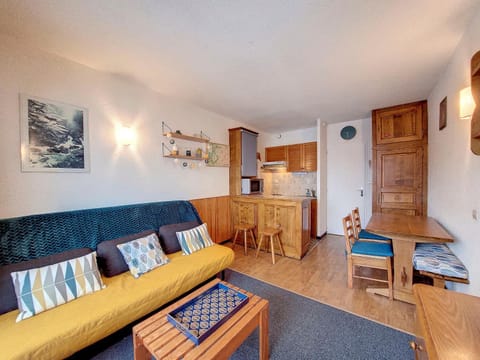 Studio fonctionnel avec coin montagne et balcon exposé Sud, proche pistes et commerces - FR-1-275-205 Apartment in Montvalezan