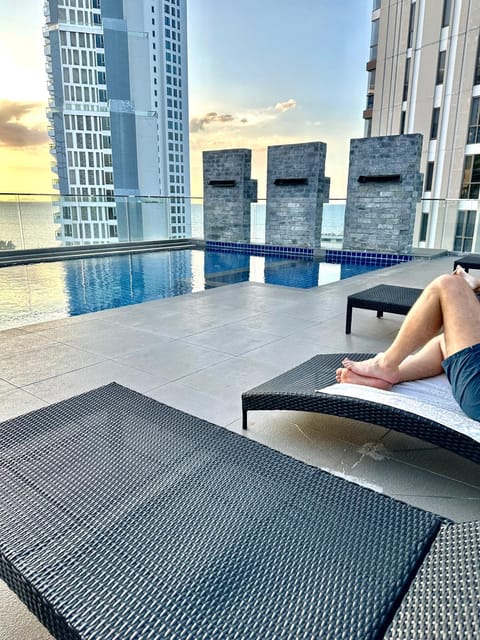 Pool view, Swimming pool, sunbed