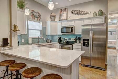 Happy Harbor at Pirates Bay Resort House in Port Aransas