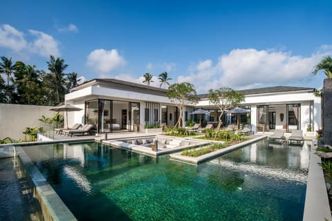 Property building, View (from property/room), Seating area, Pool view, Swimming pool, sunbed