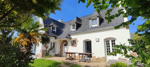 Maison avec WIFI, jardin clos à TREGASTEL - Réf 464 Villa in Trégastel