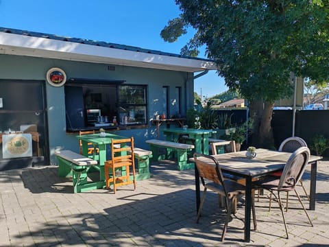 Suzies Coffee Shop Bed and Breakfast Bed and Breakfast in Cape Town