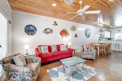 Reel Paradise (The Commons #302) House in Port Aransas