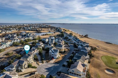 MS07 Seas The Day House in Roanoke Island