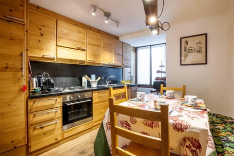 LUVI - Courmayeur Apartment in Courmayeur