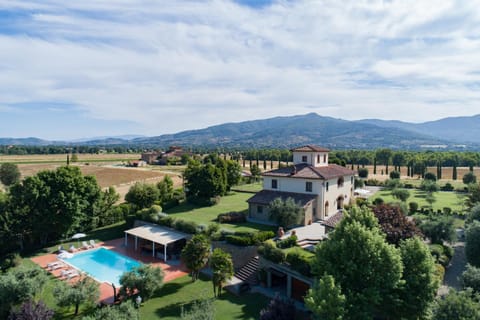 Property building, Bird's eye view, Garden, Mountain view, Pool view, Swimming pool
