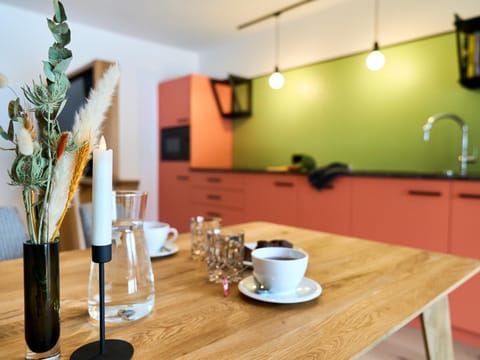 Kitchen or kitchenette, Dining area, kitchen