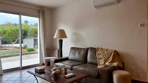 Le Noyer - Sublime 3P Provençale sur MOUGINS - Parking - Climatisation Apartment in Valbonne