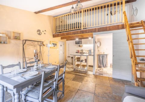 Bohème cosy appartement centre Beaucaire 2 - 4 pers Cocoon 4 Apartment in Tarascon