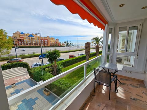 Property building, Facade/entrance, Off site, Day, View (from property/room), Balcony/Terrace, Balcony/Terrace