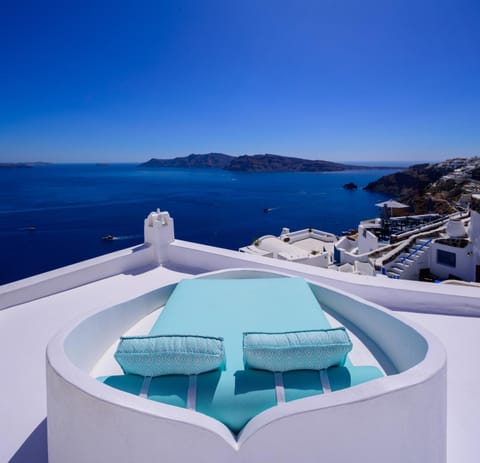 Nearby landmark, Natural landscape, View (from property/room), Balcony/Terrace, Sea view