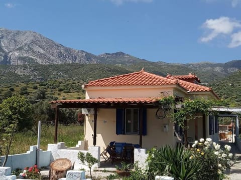A CASA D'IRENE House in Samos, Greece