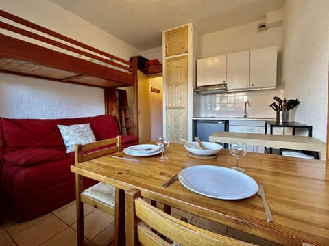 Studio cosy 3 pers, proximité remontées et parking - FR-1-330F-224 Apartment in Saint-Chaffrey