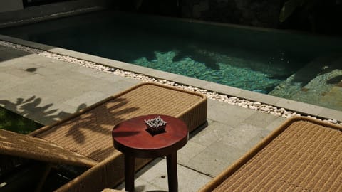 Pool view, Swimming pool, sunbed