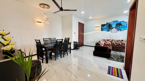 Living room, Seating area, Dining area, air conditioner