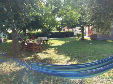 Casa di Adele con giardino privato a 150 mt dal mare House in Senigallia