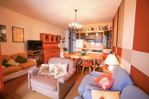 TRILOCALE sulle PISTE DA SCI Apartment in Liguria