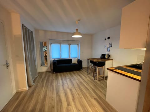 Studio 1 - Mi-Côte - Studio à Orvault Apartment in Nantes