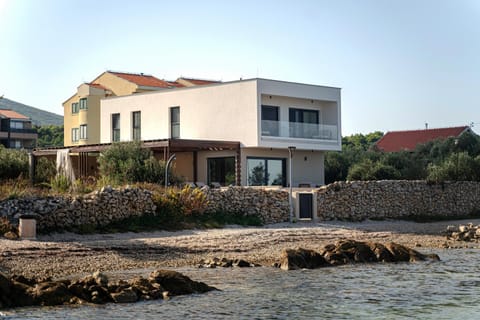 Property building, Day, Natural landscape