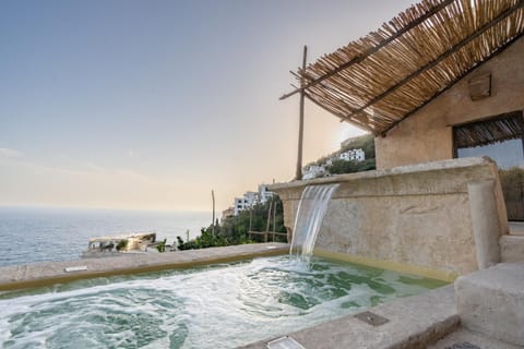 Hot Tub, Open Air Bath