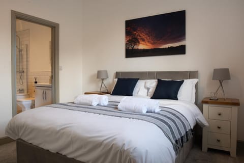 Bathroom, Bedroom