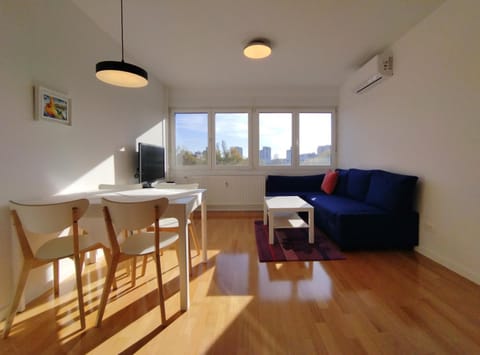TV and multimedia, Living room, Seating area, Dining area, hair dresser, air conditioner