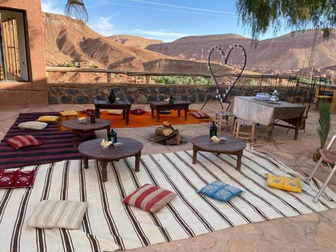 Patio, Day, Natural landscape, View (from property/room), Balcony/Terrace, Seating area, Mountain view