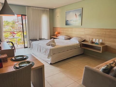 Bed, Day, Photo of the whole room, Bedroom