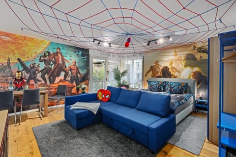 Living room, Seating area