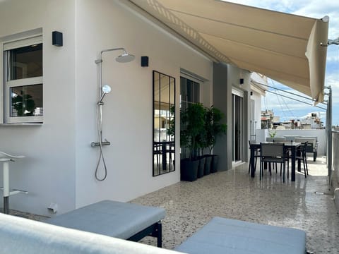 Patio, Day, View (from property/room), Balcony/Terrace, Seating area, Dining area