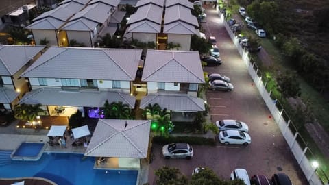 Property building, Bird's eye view, Pool view, Parking