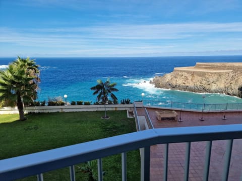 Garden view, Sea view