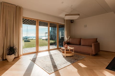 Living room, Sea view