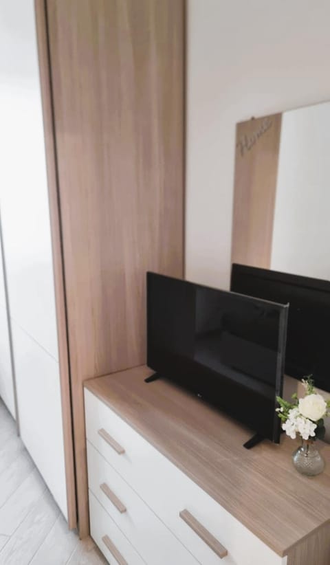 TV and multimedia, wardrobe