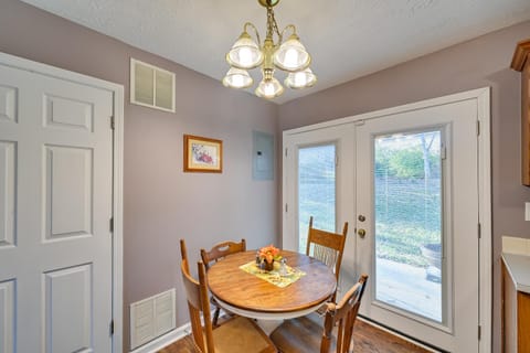 Georgetown Home about 6 Mi to Kentucky Horse Park! House in Georgetown