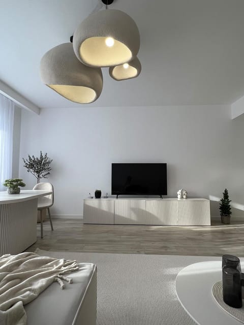 TV and multimedia, Living room, Dining area