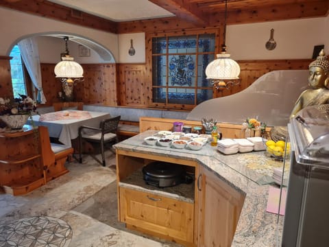 Dining area, Food, Breakfast, Buffet breakfast, Buffet breakfast