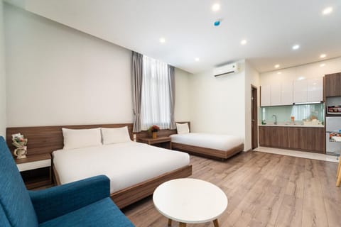 Bed, Bedroom, Family