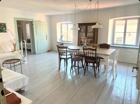 Light filled spacious penthouse in Šibenik city centre Apartment in Šibenik