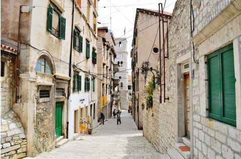 Light filled spacious penthouse in Šibenik city centre Apartment in Šibenik