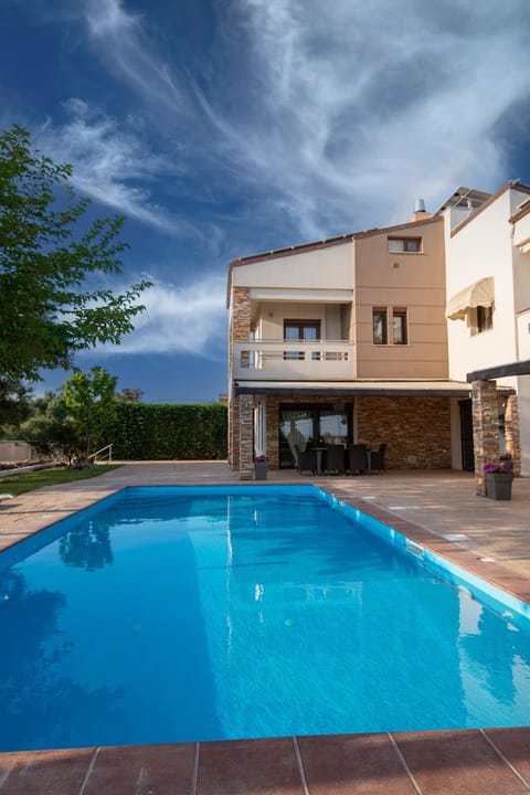 Flow Garden Pool Villa, Gerakini Halkidiki Villa in Halkidiki