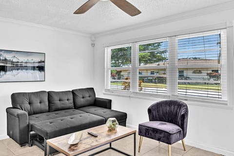 3 Bedroom Villa In F Lauderdale Casino & Beach House in Dania Beach