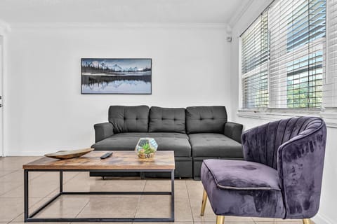 3 Bedroom Villa In F Lauderdale Casino & Beach House in Dania Beach