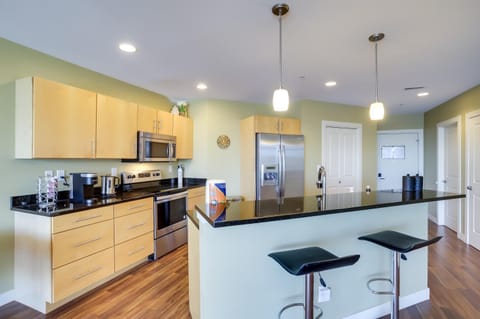 St Joseph Condo Less Than 1 Mi to Beach and Downtown! Apartment in St Joseph