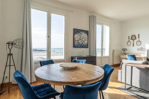 Natural landscape, Living room, Seating area, Dining area, Sea view