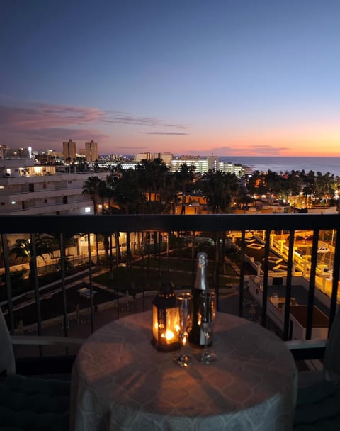 Natural landscape, Balcony/Terrace, City view, Sea view, Sunset