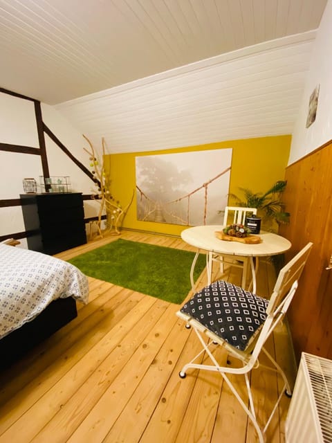 Photo of the whole room, Dining area, Bedroom