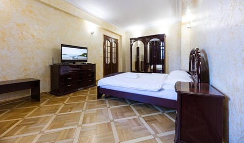 Bed, Bedroom, wardrobe